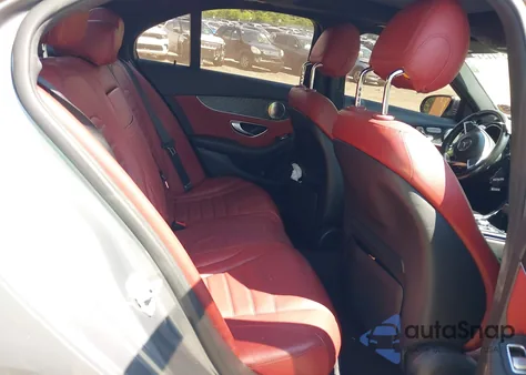 2015 Mercedes-Benz C 300 4Matic/Luxury 4Matic/Sport 4Matic from USA, damaged, VIN 55SWF4KB3FU086377